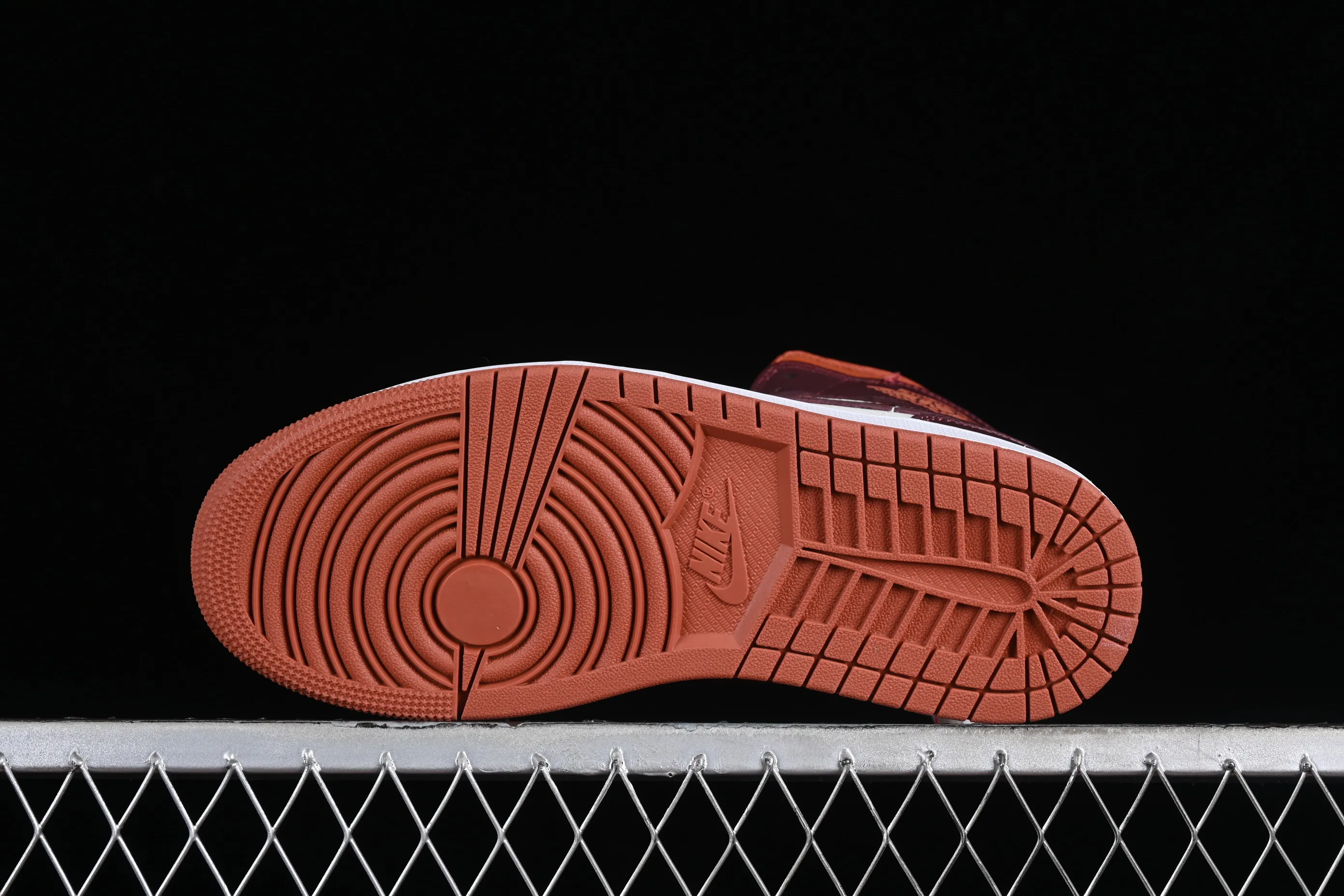 All Categories Air Jordan Jordan Series Basketball Shoes Air Jordan 1 Mid Air Jordan 1 Mid AJ1 Joe 1 Caramel Brown Chinese Cultural Leisure Sneakers BQ6472-200
